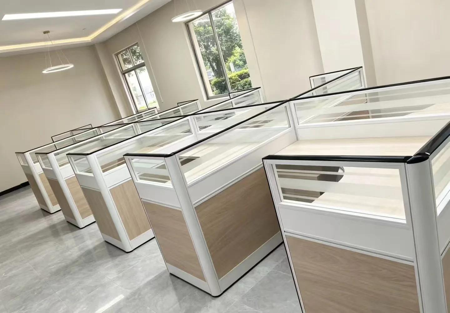 Wood-tone glass panel desks