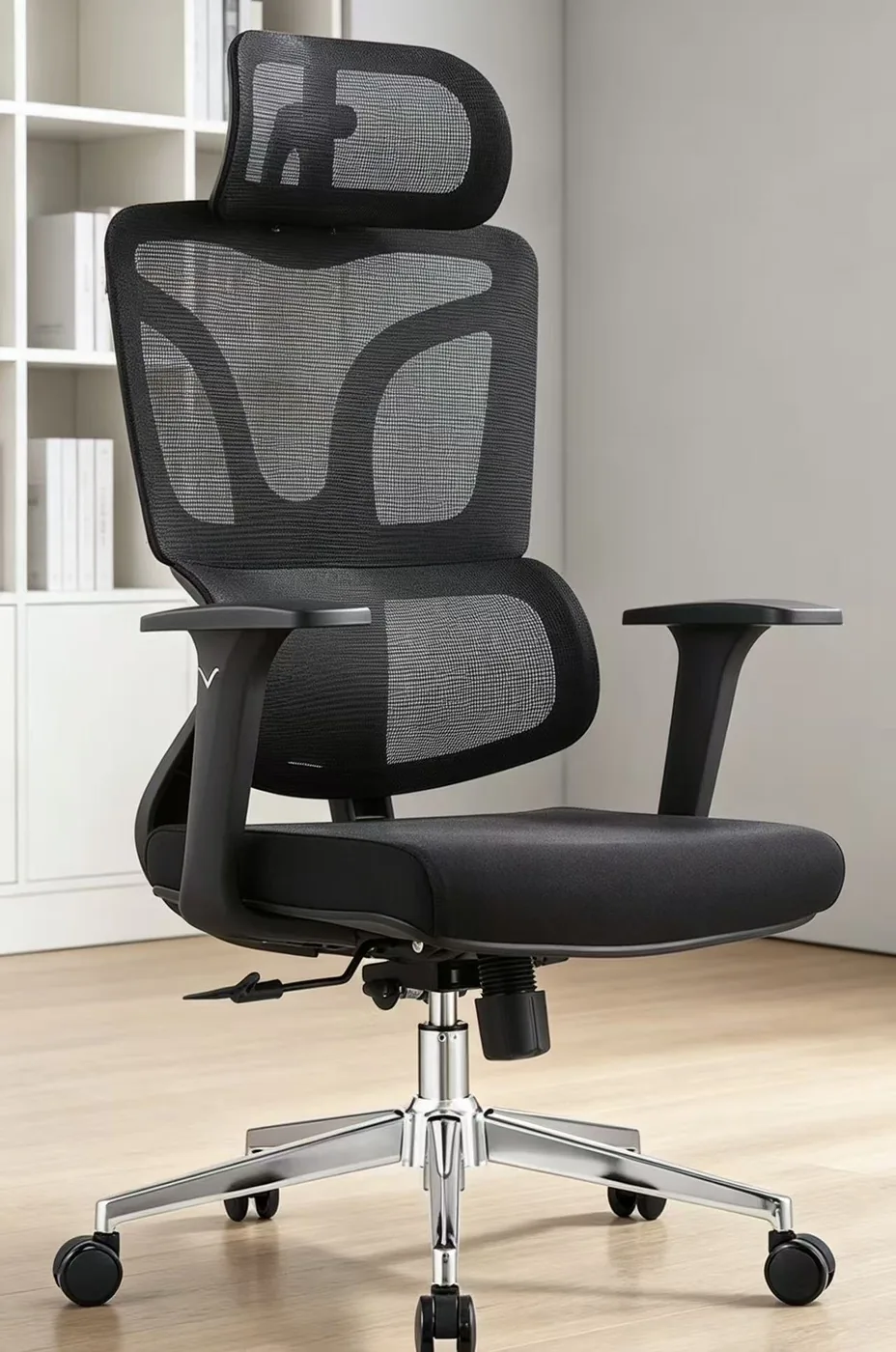 Black mesh task chair