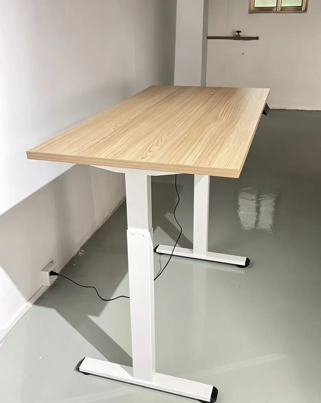 Light wood meeting table